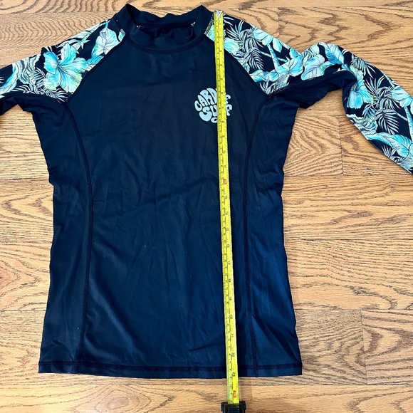 NWOT Rash Guard (unsure of brand) with Cardiff Surf Co Logo (Size L) - Picture 5 of 7